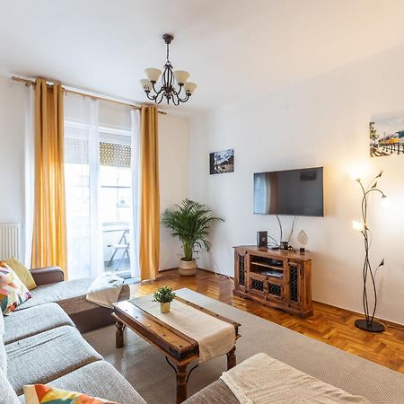 Bright & Spacious Riverside Apartment With Balcony Budapesta Exterior foto
