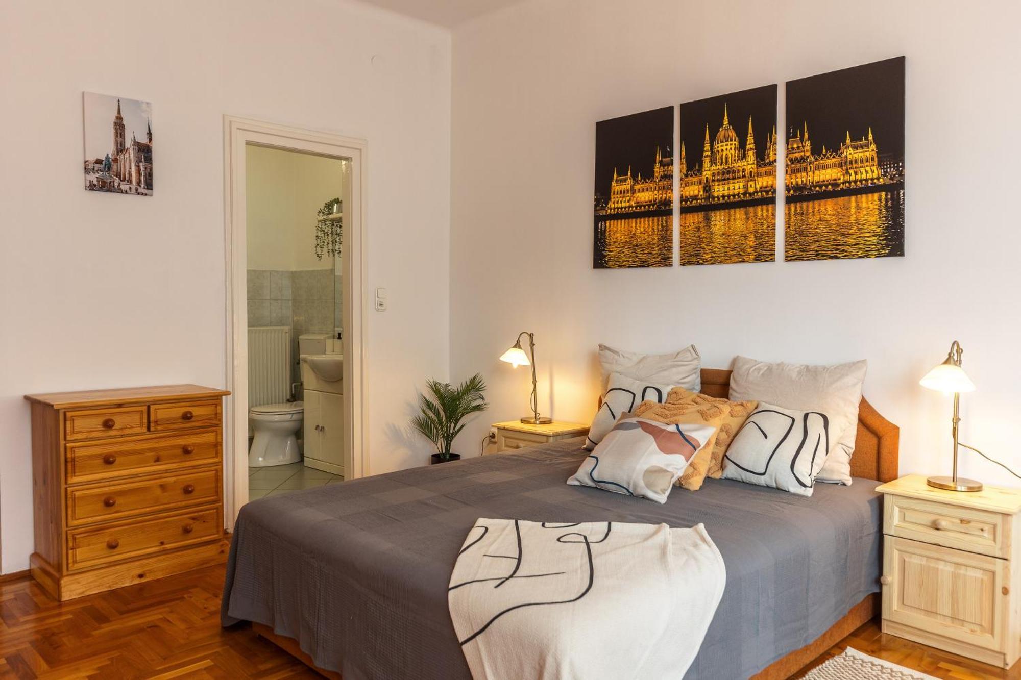 Bright & Spacious Riverside Apartment With Balcony Budapesta Exterior foto