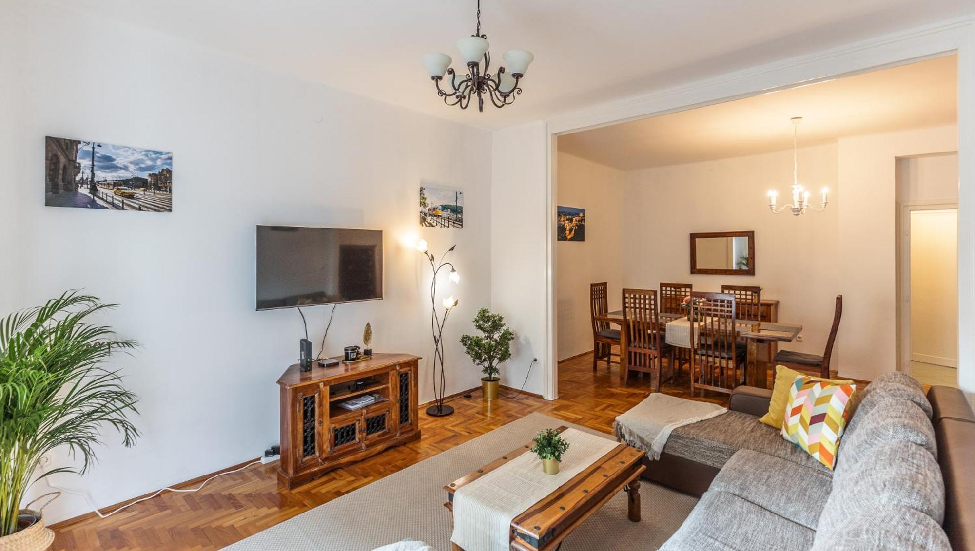 Bright & Spacious Riverside Apartment With Balcony Budapesta Exterior foto
