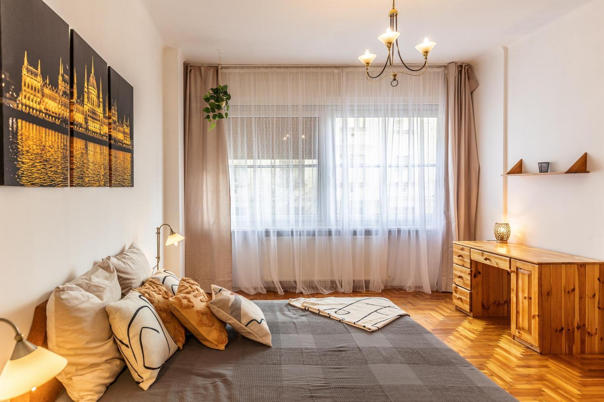 Bright & Spacious Riverside Apartment With Balcony Budapesta Exterior foto